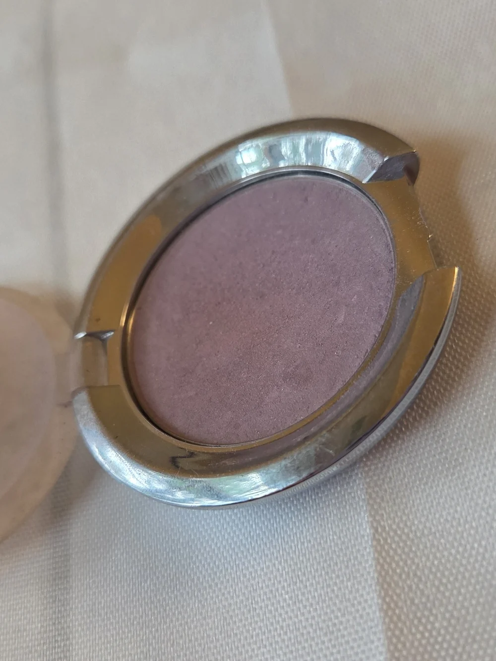 Chantecaille Lavender Eye Shade Single Compact Neiman Marcus purchase Lilac